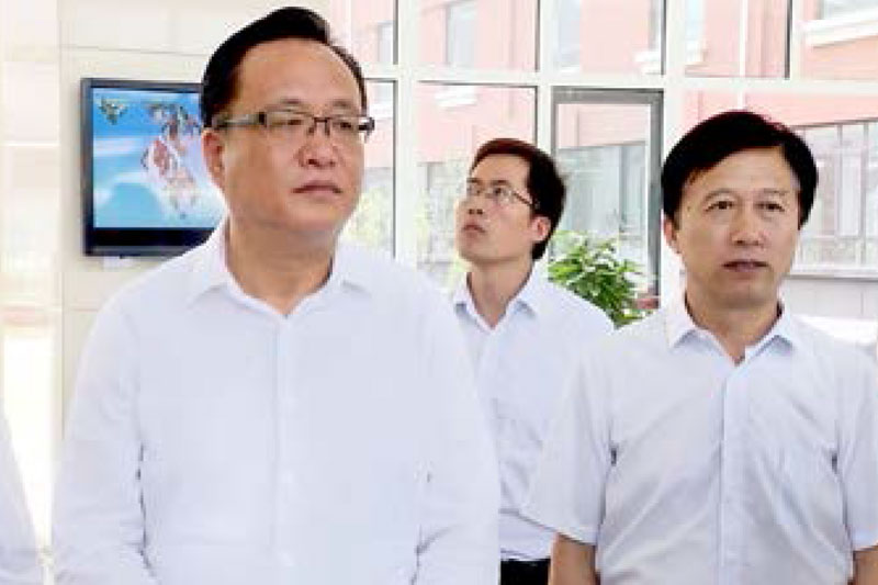 2018年，济南市委副书记、市长孙述涛同志视察大学城实验学校项目。